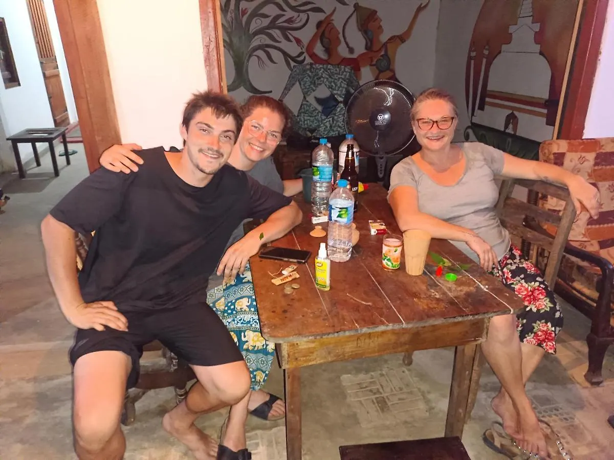 Guest house Mamisa Cafe, Home Stay Habarana